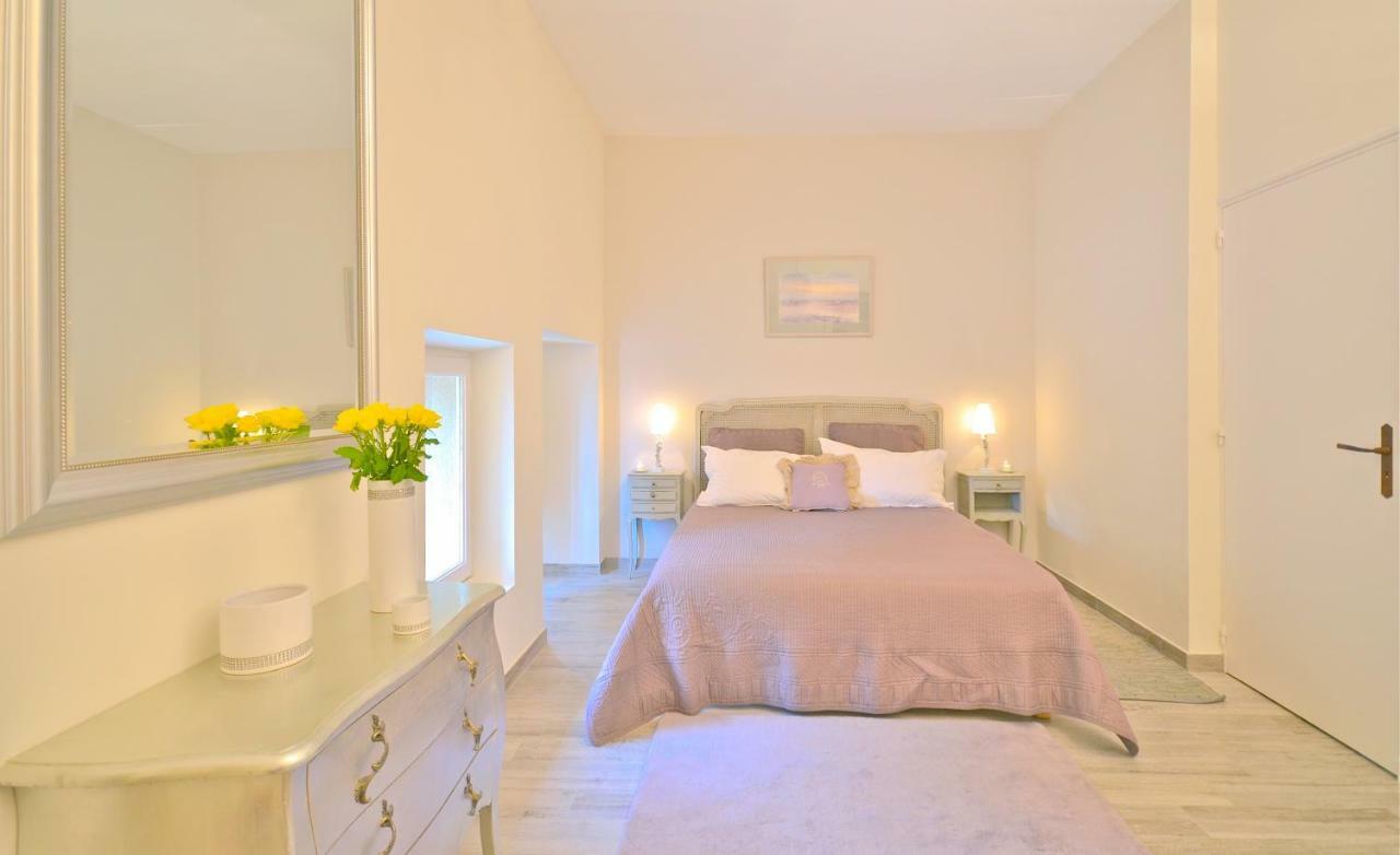 Ferme St Roch Villa Robion en Luberon Ngoại thất bức ảnh